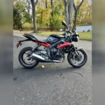 Triumph Street Triple 675 4 main695dac56be50f910970ee925