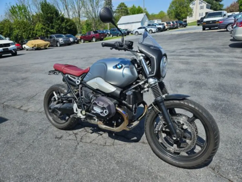 BMW R nineT Scrambler Option 719 Metallic 1 BMW R nineT Scrambler Option 719 Metallic
