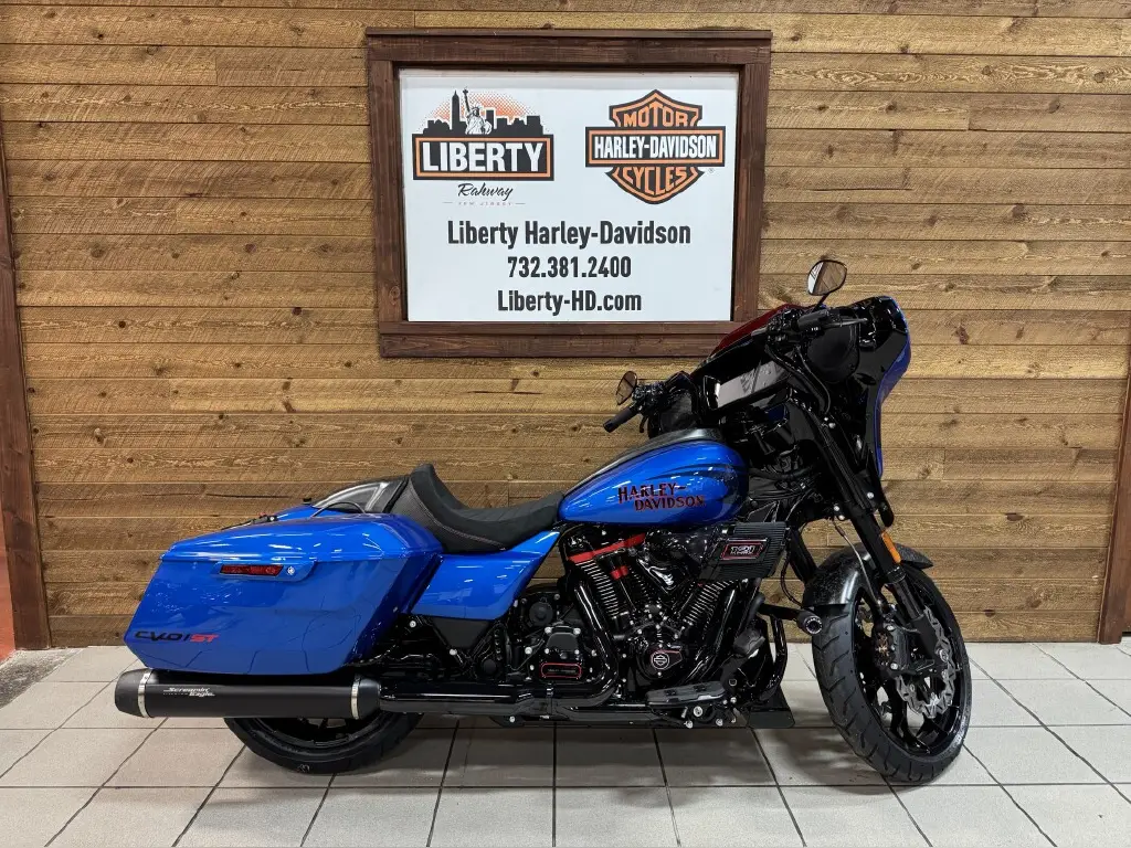 CVO Street Glide ST (Copy) 1 CVO Street Glide ST (Copy)